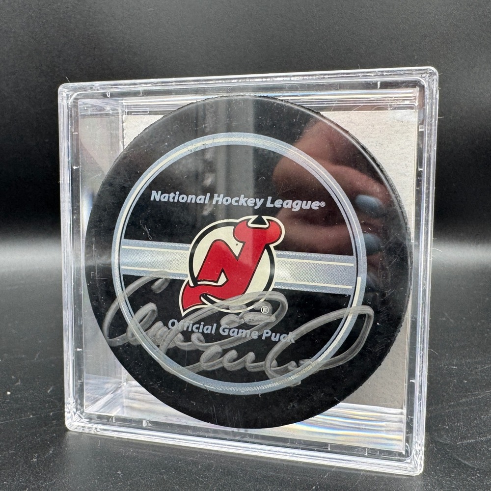 Claude Lemieux Signed New Jersey Devils Official‎ NHL Game Puck COA AJ Sports